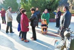 迁安大妈爆料新闻视频,揭秘新闻背后的真相